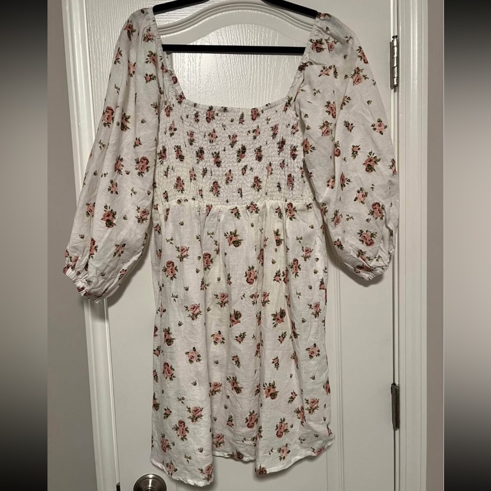 NWT URBAN OUTFITTERS Sofia Floral Mini Dress